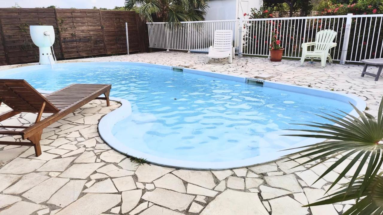 Domaine De Portland Hotel Le Moule Bagian luar foto