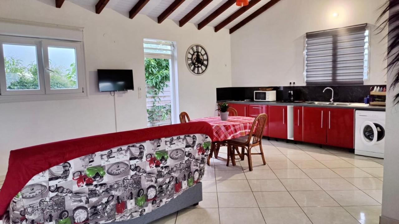 Domaine De Portland Hotel Le Moule Bagian luar foto